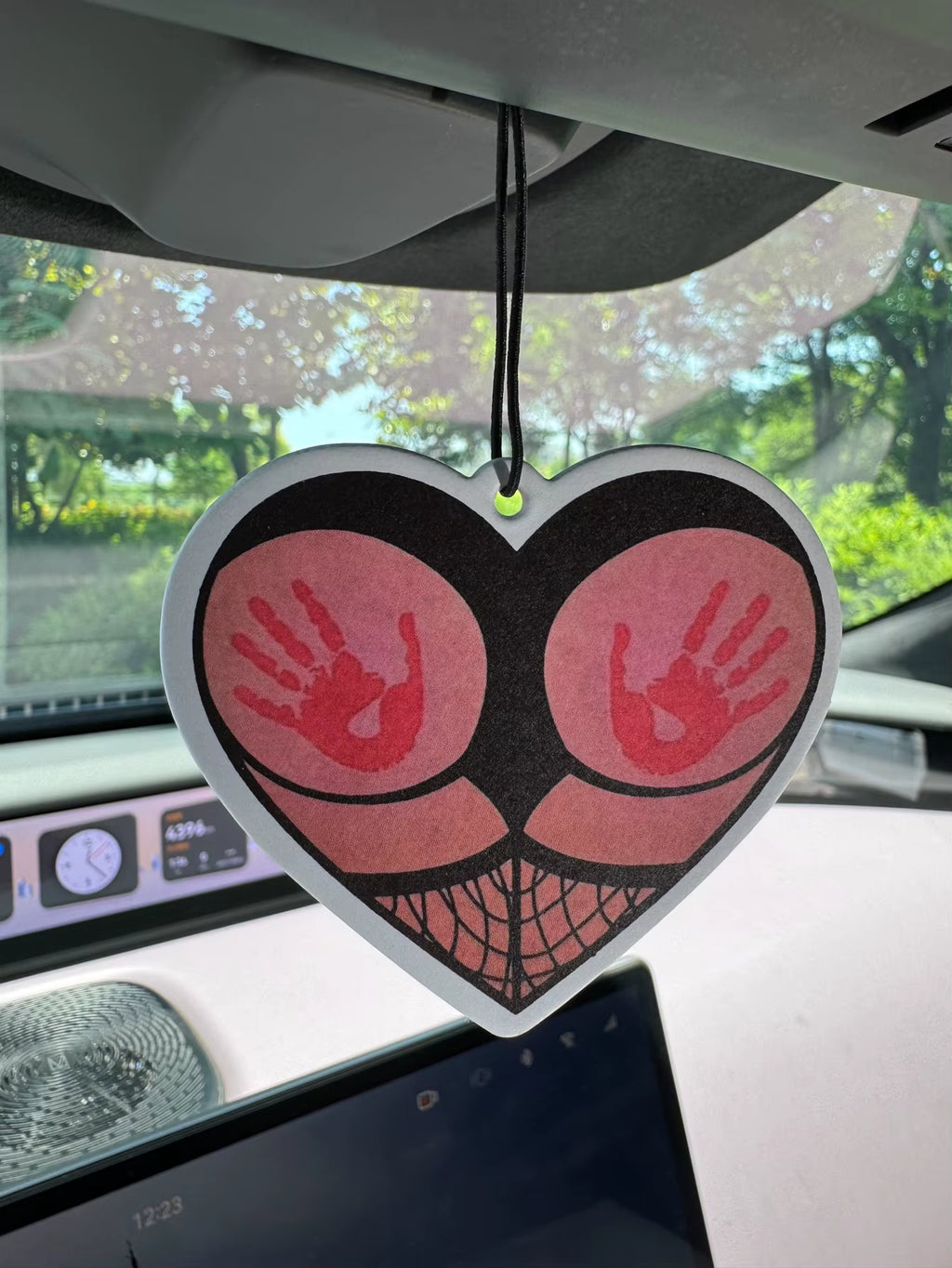 Sexy Person with Red Handprints on Both Sides of Their Buttocks Wearing Sexy Fishnet Stockings, Car Air Freshener, Wardrobe Air Freshener, Perfume, Rearview Mirror Decoration, Car Accessories Interior Pendant, Natural Fragrance to Purify the Air, Anime Cartoon Toilet Sachet, Living Room Office Room Bedside Hanging Ornament