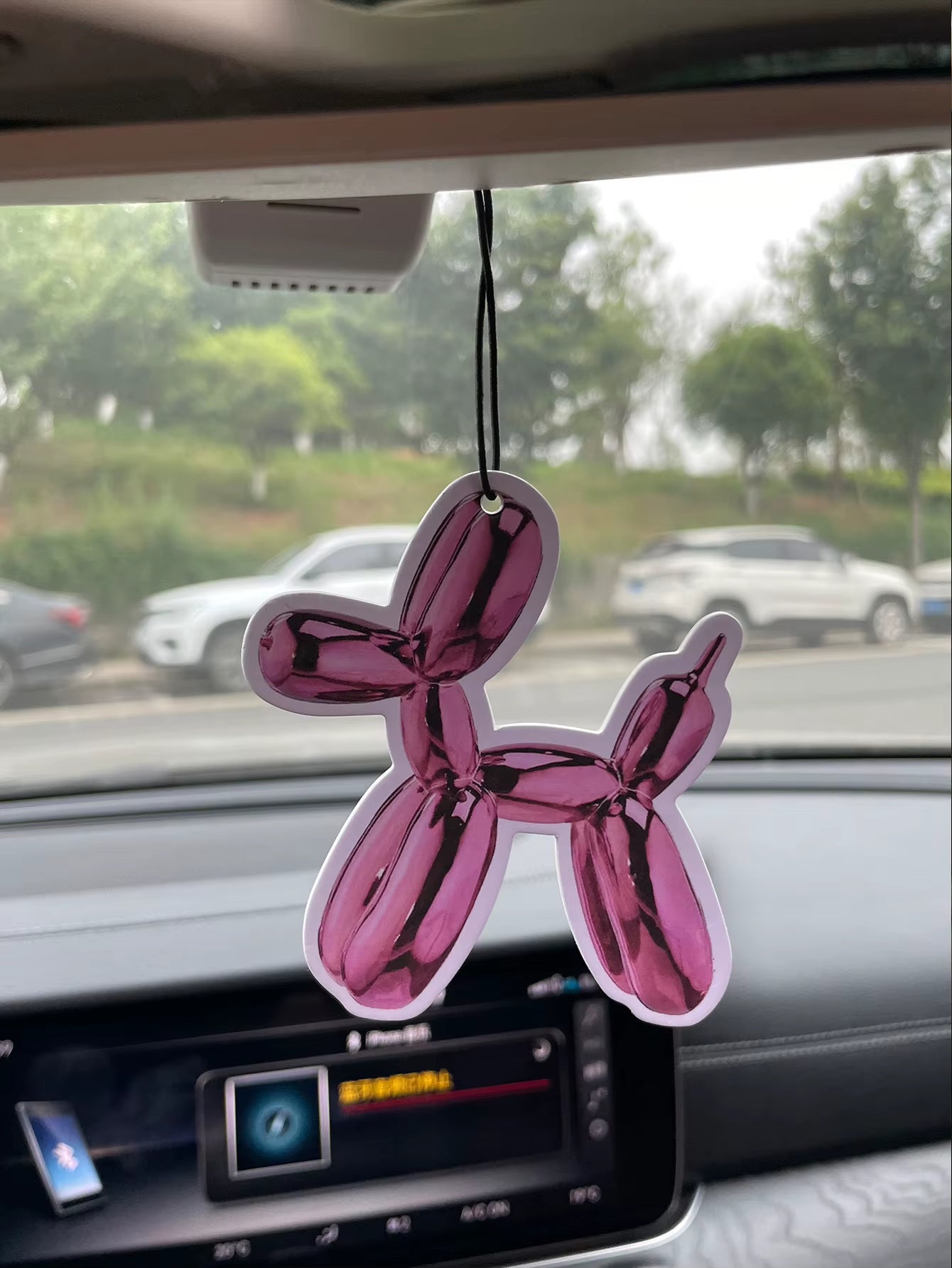 Car Aromatherapy Perfume Air Freshener Japanese Cartoon Animation Rearview Mirror Fragrance Pendant Toilet Air Vent Red Dog