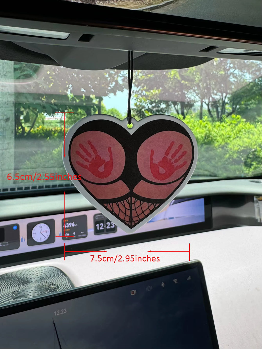 Sexy Person with Red Handprints on Both Sides of Their Buttocks Wearing Sexy Fishnet Stockings, Car Air Freshener, Wardrobe Air Freshener, Perfume, Rearview Mirror Decoration, Car Accessories Interior Pendant, Natural Fragrance to Purify the Air, Anime Cartoon Toilet Sachet, Living Room Office Room Bedside Hanging Ornament