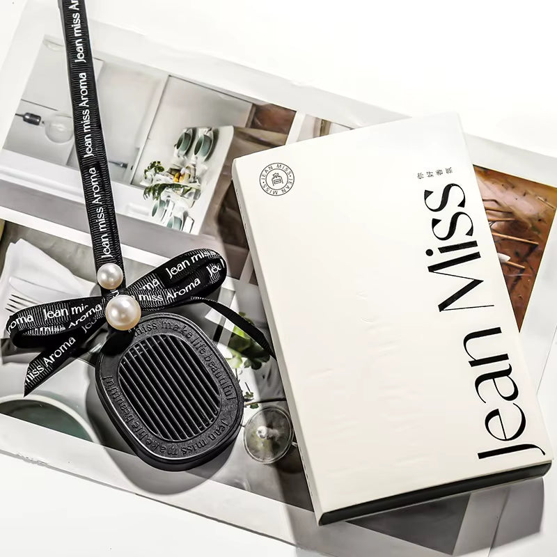 Car Aromatherapy Long Lasting Fragrance Car Perfume Interior High-End Decoration Home Bedroom Wardrobe Fragrance Pendant Perfume